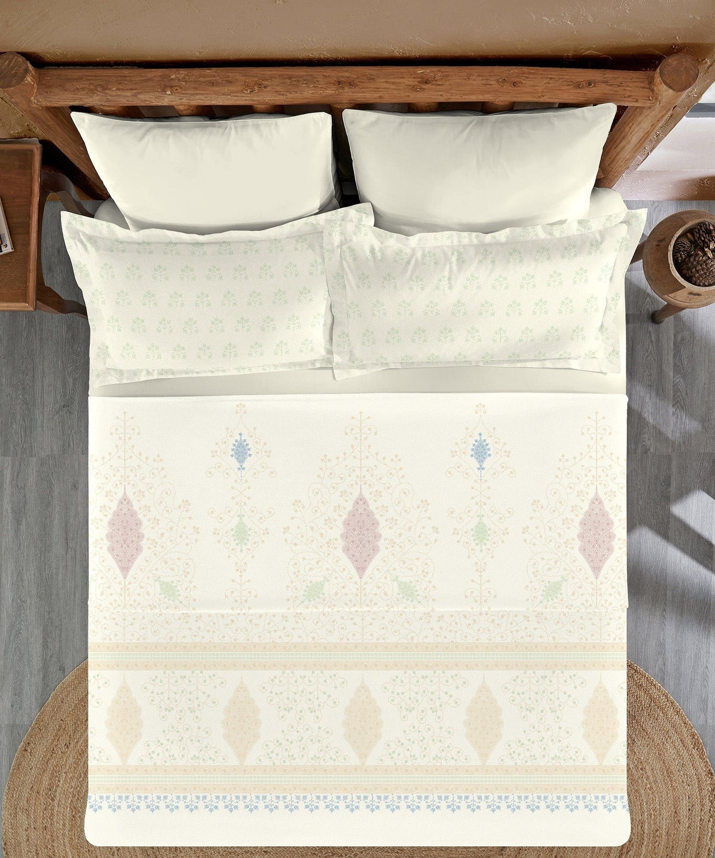 Sanskriti Pashmina Beige King Bedsheet With 2 Pillow Cover, 144Tc, 100% Cotton, Floral, Beige